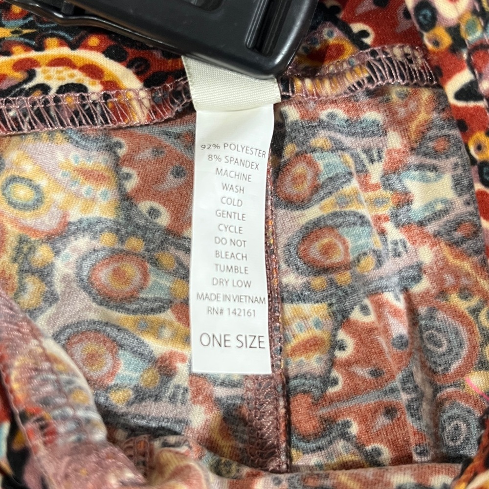 LuLaRoe Eclectic Paisley Boho Abstract Print Soft Feel One Size Leggings - Picture 4 of 8